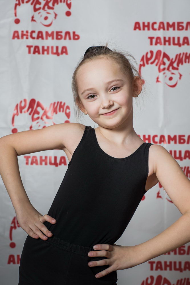 Попова Анастасия