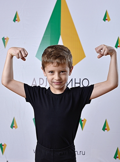 Лебедев Артем